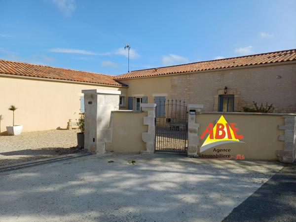 Maison  5 pièce(s)  3 chambre(s)  141 m²