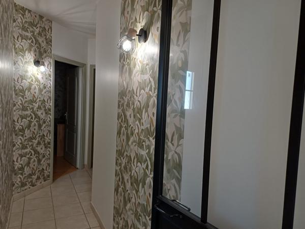 Maison  5 pièce(s)  3 chambre(s)  141 m²