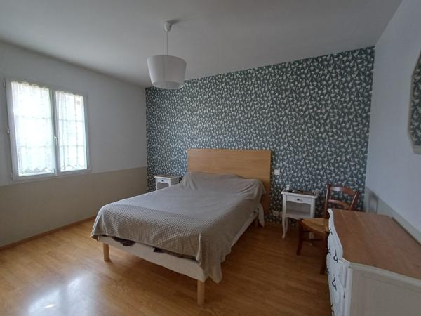 Maison  5 pièce(s)  3 chambre(s)  141 m²