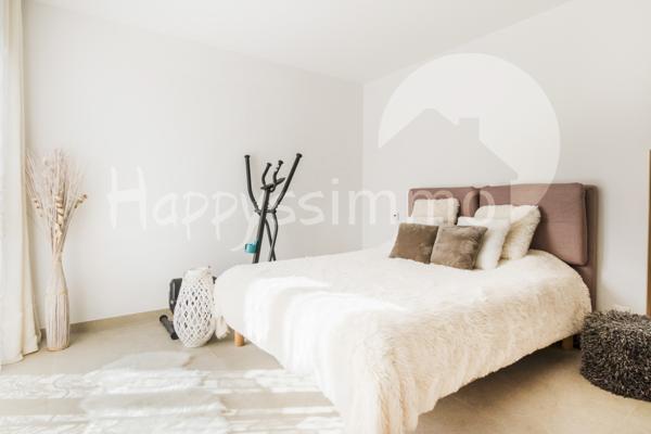 Maison
                                                                                                                                                                                                                                                                                                                        4 pièce(s)                                                                                                                                                                                                          3 chambre(s)                                                                                                                                                                                                          120  m²