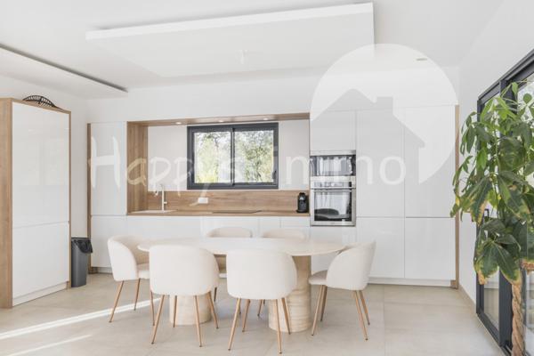 Maison
                                                                                                                                                                                                                                                                                                                        4 pièce(s)                                                                                                                                                                                                          3 chambre(s)                                                                                                                                                                                                          120  m²