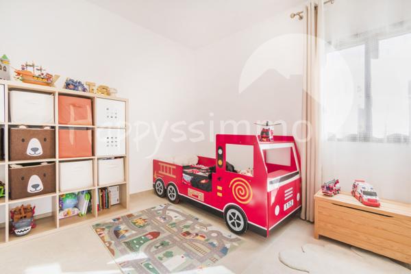 Maison
                                                                                                                                                                                                                                                                                                                        4 pièce(s)                                                                                                                                                                                                          3 chambre(s)                                                                                                                                                                                                          120  m²