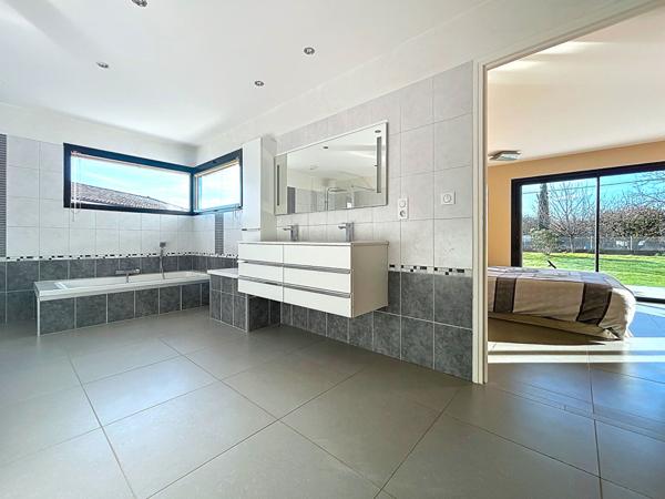 MAGNIFIQUE VILLA MODERNE A VENDRE A VERNIOLLE