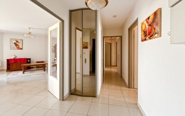 Appartement à vendre    3 pièces • 95,12 m2 Orléans