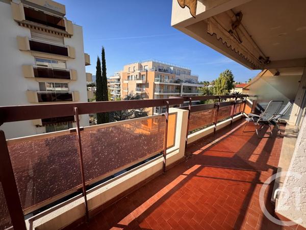 Appartement F4 à vendre  4 pièces - 87 m2 JUAN LES PINS - 06