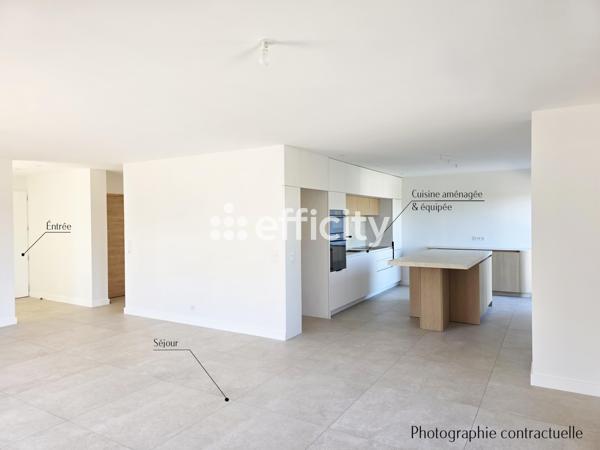 Maison
         6 pièces
        - 176 m² Bien prestige 1 950 000 € *