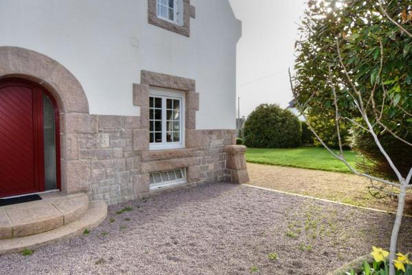 Maison rénovée en centre-ville, proche des commodités