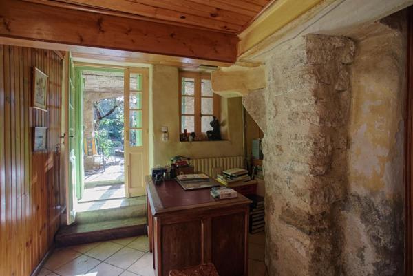 Maison de caractère avec jardin au cœur de Pézenas