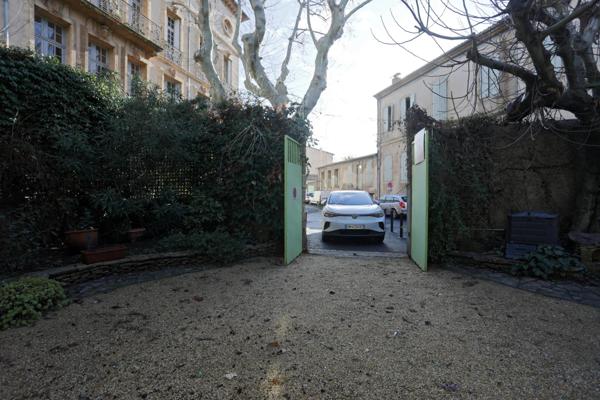 Maison de caractère avec jardin au cœur de Pézenas