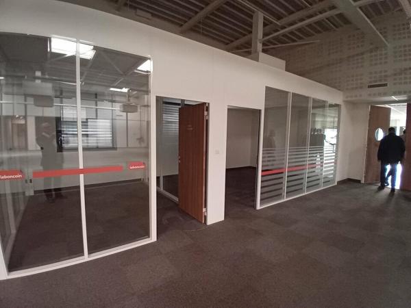 Montceau les Mines - Bureaux 650 m² à louer