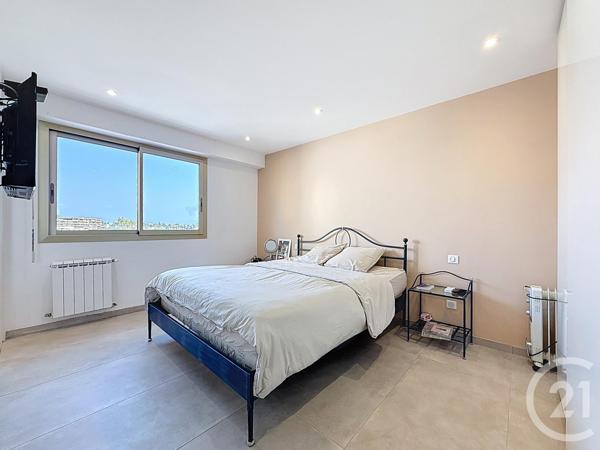 Appartement F3 à vendre  3 pièces - 77,72 m2 ANTIBES - 06