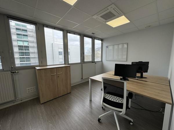 TOURS GARE BUREAUX EQUIPE A LOUER OU ACHETER 63 M²
