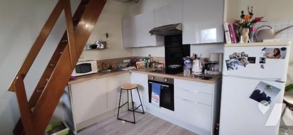 Arras : Immeuble de rapport avec 4 appartements .