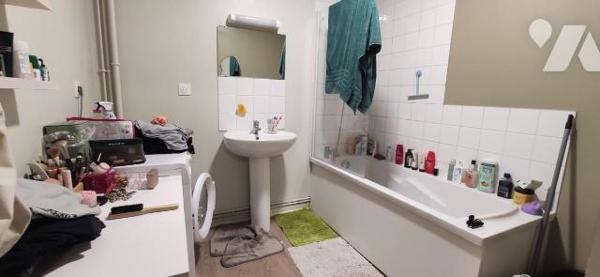 Arras : Immeuble de rapport avec 4 appartements .