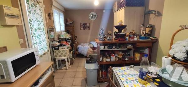 Arras : Immeuble de rapport avec 4 appartements .