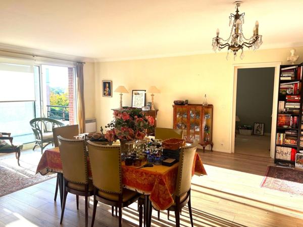 BEAU T3 AVEC BALCON - LA MARQUE