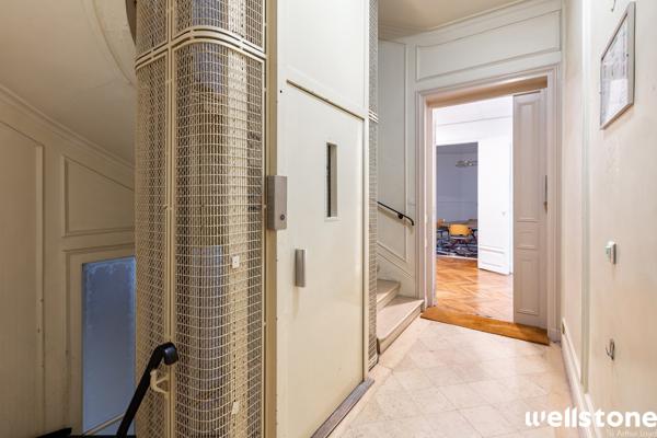 Bureaux à louer à PARIS 75009