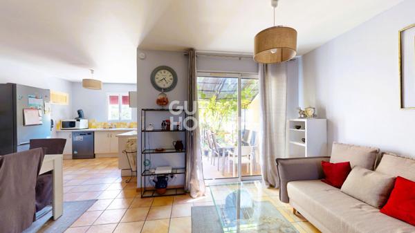 Maison prête à vivre à Carpentras : 88m² habitables, Garage, Jardin privatif.