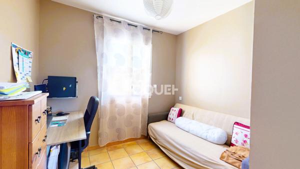 Maison prête à vivre à Carpentras : 88m² habitables, Garage, Jardin privatif.