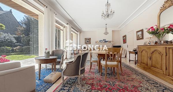 À vendre Maison 9 pièces 260 m² - Flers 61100