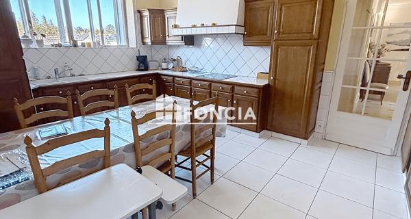 À vendre Maison 9 pièces 260 m² - Flers 61100