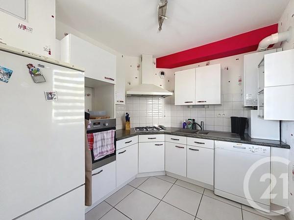 Appartement T3 à vendre  3 pièces - 59,90 m 2   NOYAL CHATILLON SUR SEICHE  - 35