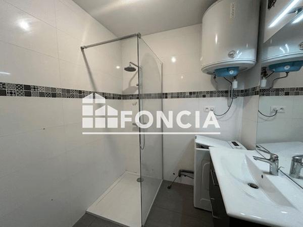 Location Appartement 2 pièces 44.8 m² - 26 COURS DE LA LIBERATION Grenoble 38100