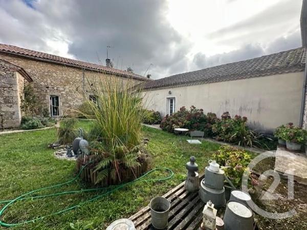 Maison à vendre  20 pièces - 1400 m2 CONDOM - 32