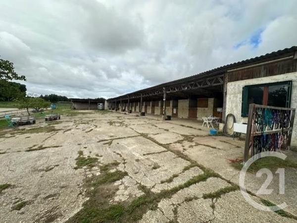 Maison à vendre  20 pièces - 1400 m2 CONDOM - 32