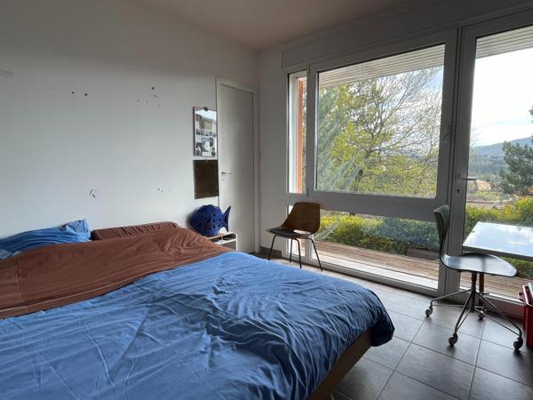 Vue et très bel environnement pour cette maison à Dieulefit