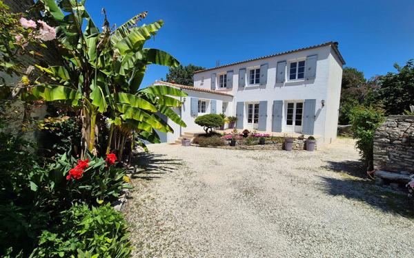 Maison à vendre    4 pièces •  Le Château-d'Oléron