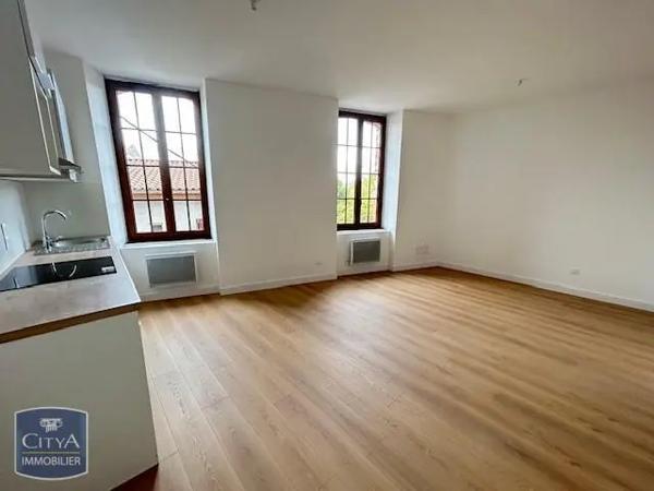 Appartement à louer 2 pièces 47.79m²