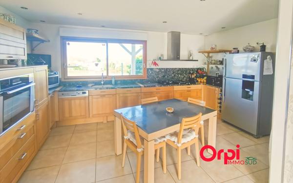 Maison à vendre    6 pièces •  Dreuil-lès-Amiens