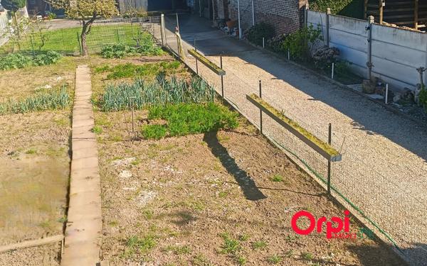 Maison à vendre    6 pièces •  Dreuil-lès-Amiens