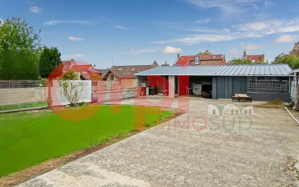 Maison à vendre    6 pièces •  Dreuil-lès-Amiens