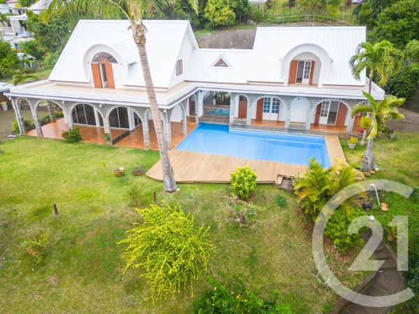 Maison à vendre  15 pièces - 478,41 m2 ST DENIS - 974