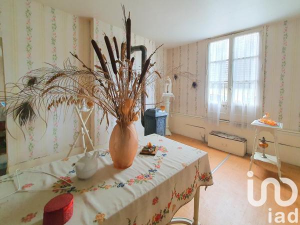 Maison 9 pièces de 253 m² à Jussey (70500)