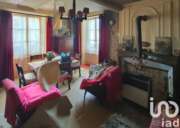Maison 9 pièces de 253 m² à Jussey (70500)