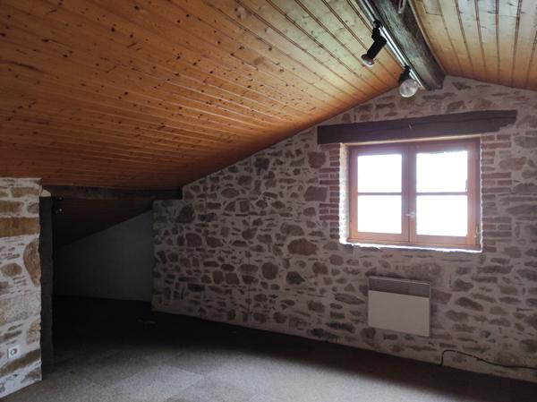 A LOUER - Centre bourg de Solignac, plateau de bureaux