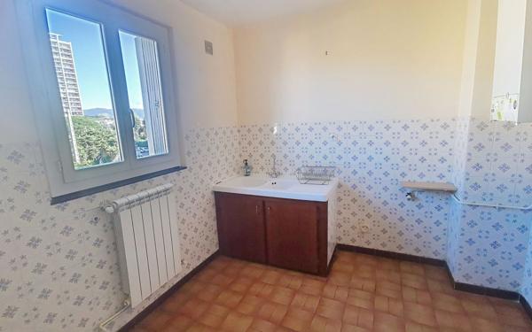 Appartement à louer    2 pièces •  La Seyne-sur-Mer