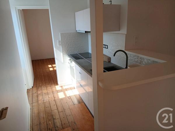 Appartement F2 à vendre  2 pièces - 47 m 2   GRANVILLE  - 50
