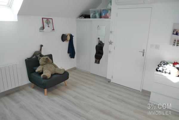 Maison 5 pièce(s) 4 chambre(s) 121 m²
