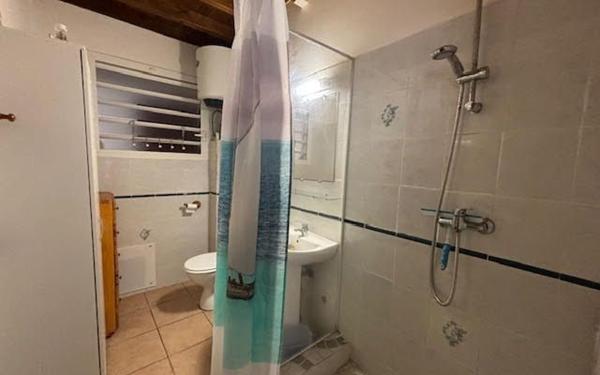 Appartement à louer    2 pièces •  Saint-François