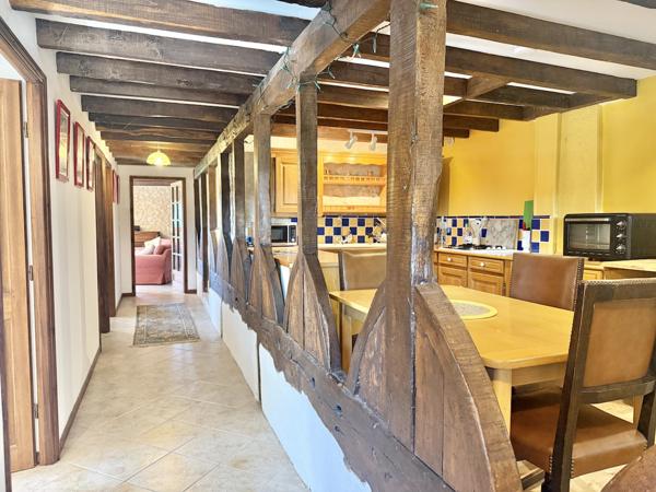 Castelsagrat (82400) CASTELSAGRAT Maison avec 5 chambres, gite, dependants, 3 hectares et piscine