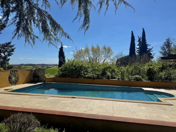 Castelsagrat (82400) CASTELSAGRAT Maison avec 5 chambres, gite, dependants, 3 hectares et piscine