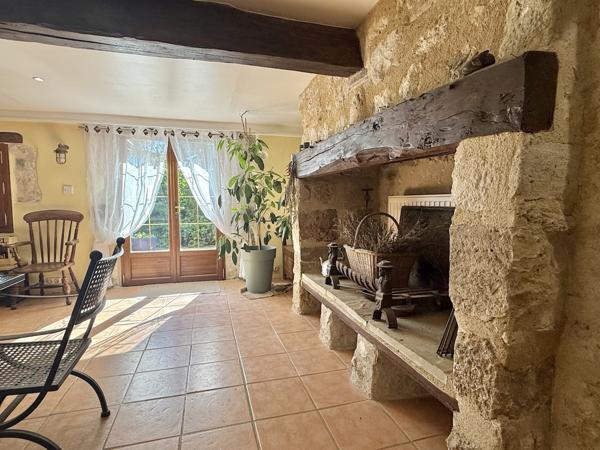 Castelsagrat (82400) CASTELSAGRAT Maison avec 5 chambres, gite, dependants, 3 hectares et piscine