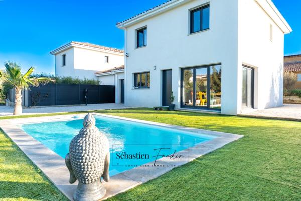 Dpt Var (83), à vendre LE CASTELLET maison P6 de 125 m² - Terrain plat de 469 m² - piscine - vue dégagée - garage