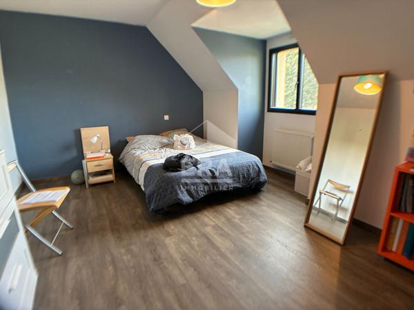 Maison à vendre T7 - Vineuil -  Récente, bien entretenue, 5 Chbs + mezz, grd garage.
