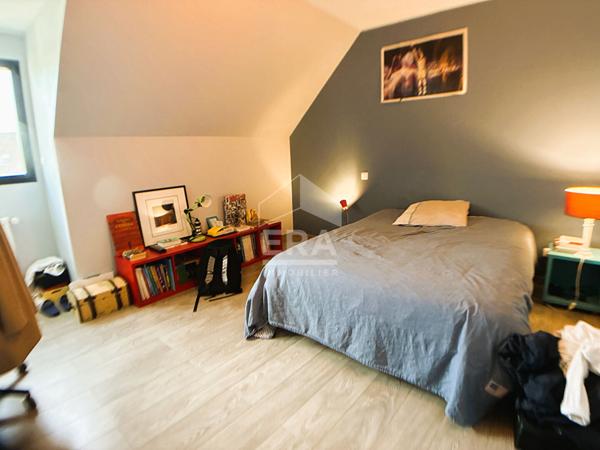 Maison à vendre T7 - Vineuil -  Récente, bien entretenue, 5 Chbs + mezz, grd garage.