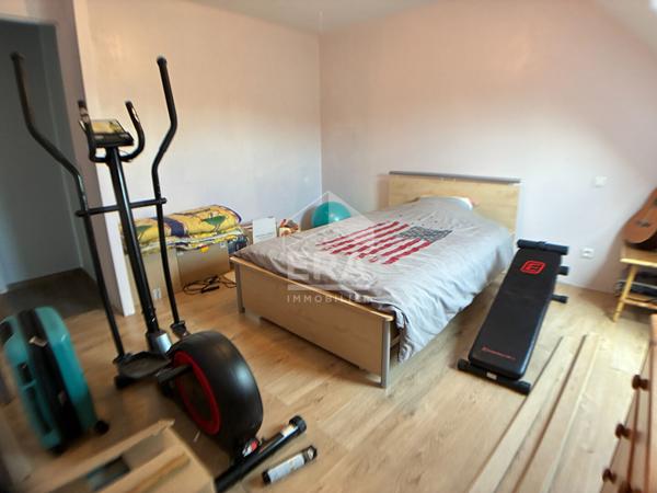 Maison à vendre T7 - Vineuil -  Récente, bien entretenue, 5 Chbs + mezz, grd garage.